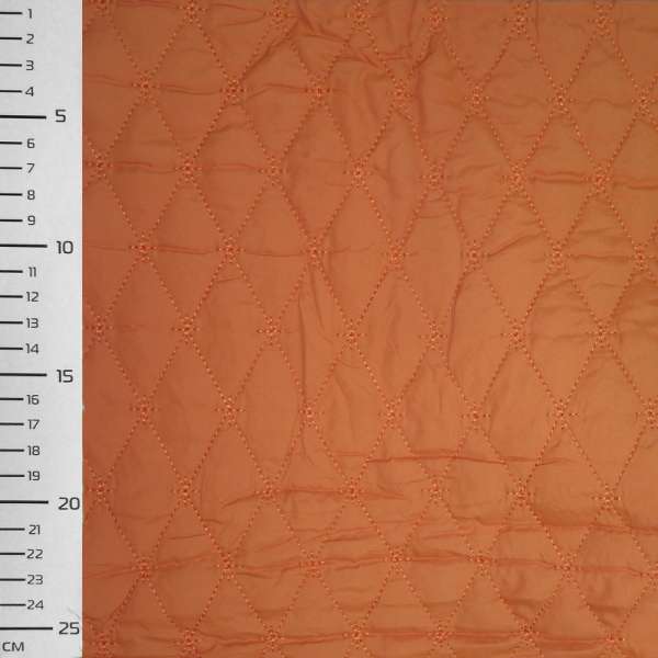 Ткань плащевая стеганая матовая ромбы 6,5х3,5 см терракотовая светлая, ш.145 оптом