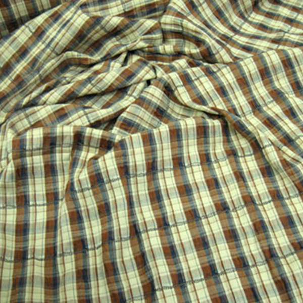 Рубашечная ткань с мережкой в клетку коричнево-синюю, бежевая светлая, ш.140 оптом