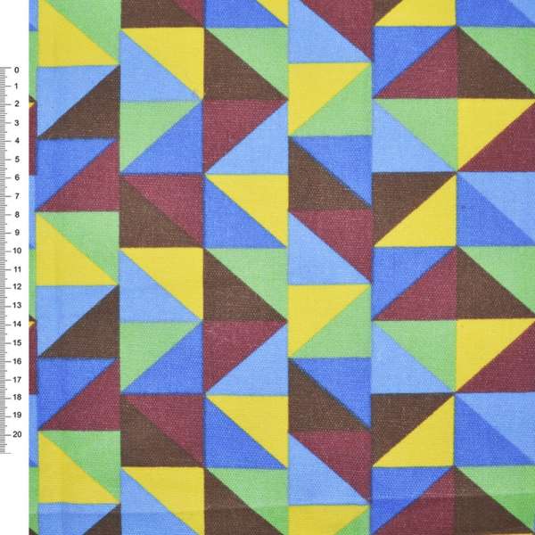 Деко коттон треугольники желто-голубые, коричнево-зеленые, ш.150 оптом