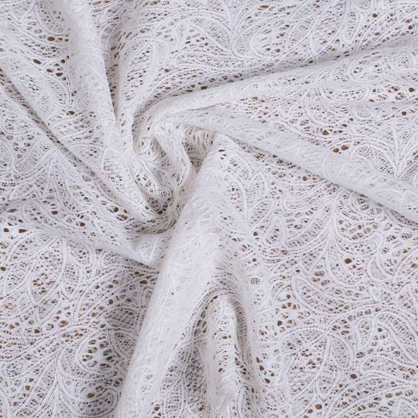 Кружевное полотно стрейч бутоны цветов белое (уценка, дефекты) ш.155 оптом