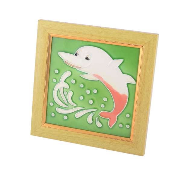 Картина настольная керамика эмаль дельфин бежевая рамка 19х19х1,5 см оптом