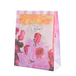 Пакет подарунковий 23х18х7,5 см з трояндами і кільцем рожевий