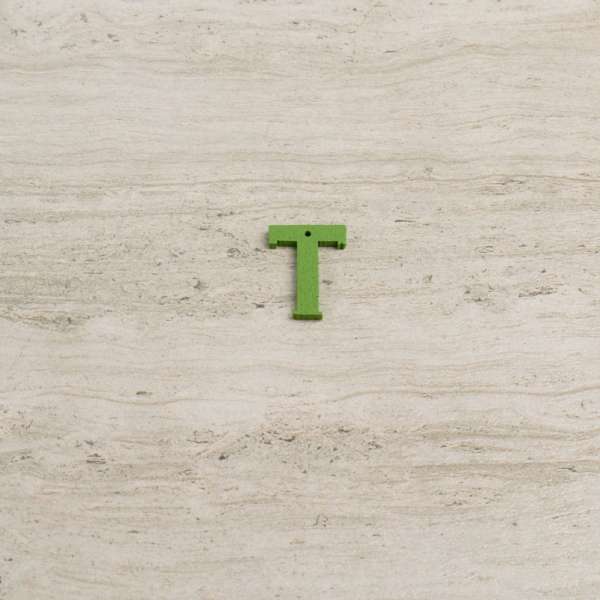 Пришивной декор буква T зеленая, 25мм оптом