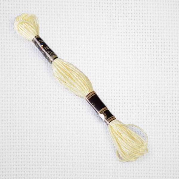 Мулине Bestex 3823 8м, Желтый, ультра бледный оптом