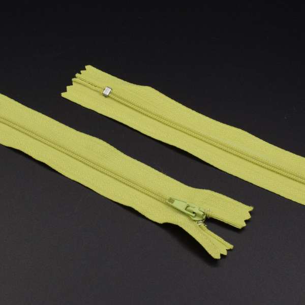 Молния спиральная М-20 Тип-3 неразъемная х/б горчично-зеленая оптом