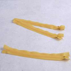 Молния спиральная М-20 Тип-3 неразъемная нейлон желтая яркая