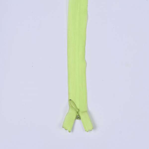 Молния спиральная М-40 Тип-3 неразъемная нейлон ядовито-салатовая оптом