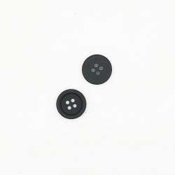 Пуговица пластик 18мм на 4 прокола черная матовая