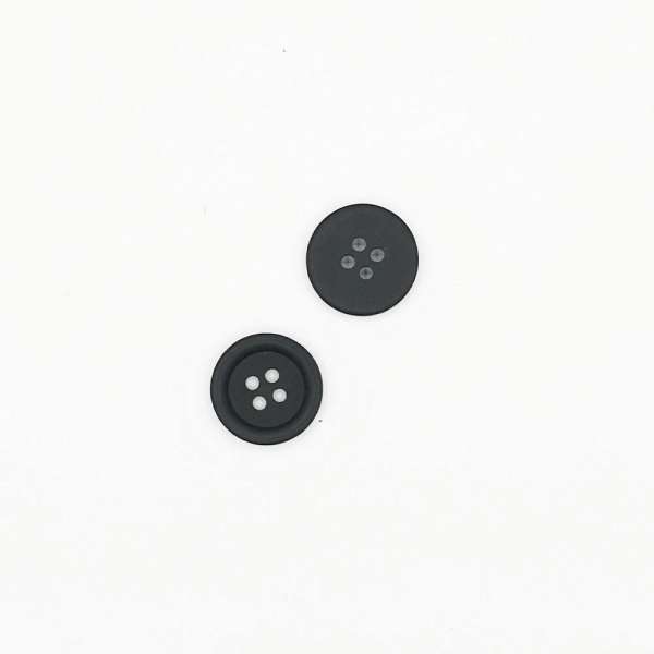 Пуговица пластик 18мм на 4 прокола черная матовая оптом